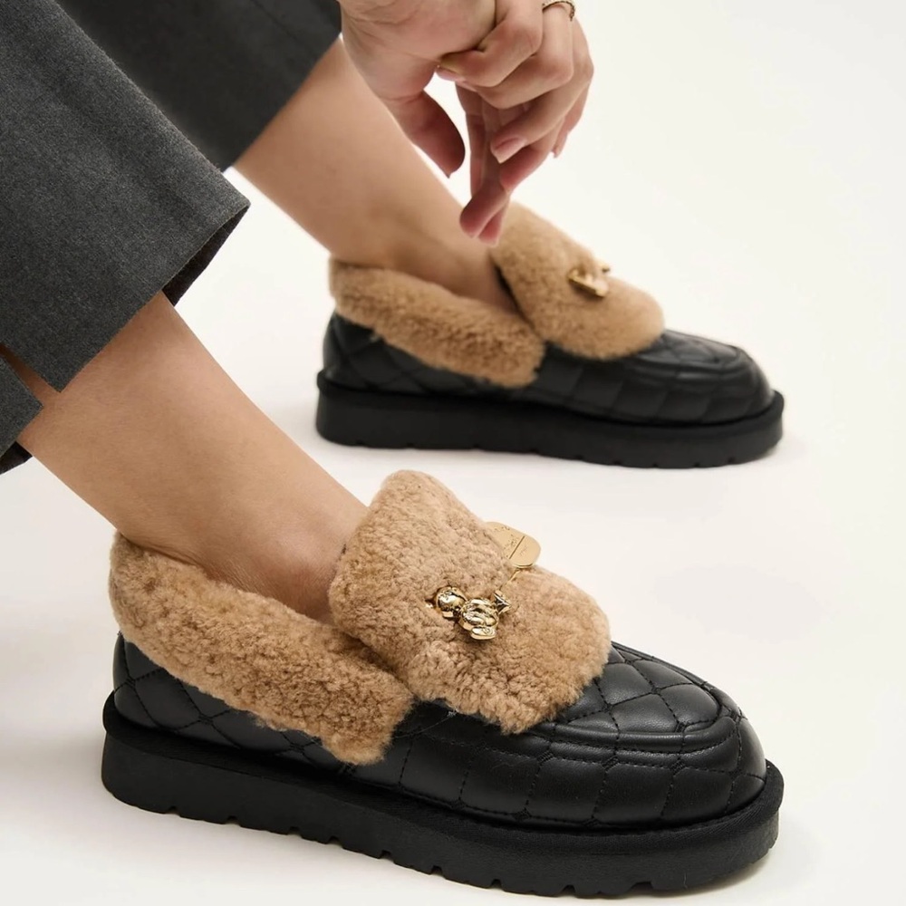 Lonza Fiato Black Shearling Lined Loafers